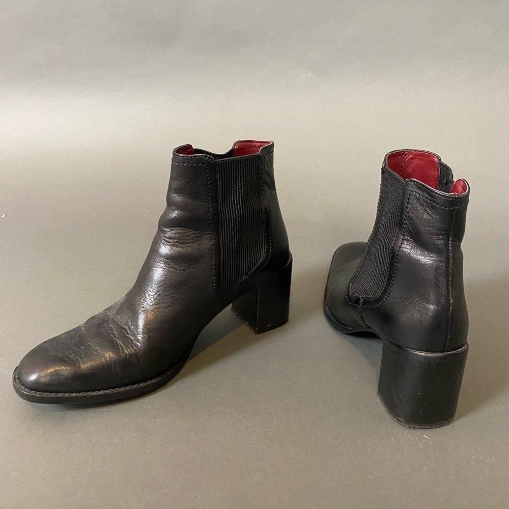 Zara boot, 7.5, black leather, great condition